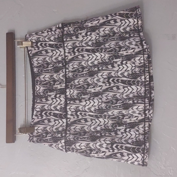 Victoria secret sport skirt with short inside size SP in excellent condition - Picture 1 of 5